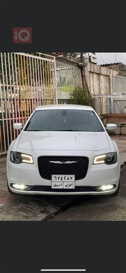 كرايسلر 300